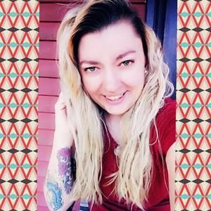 Meet your Posher, Michaela